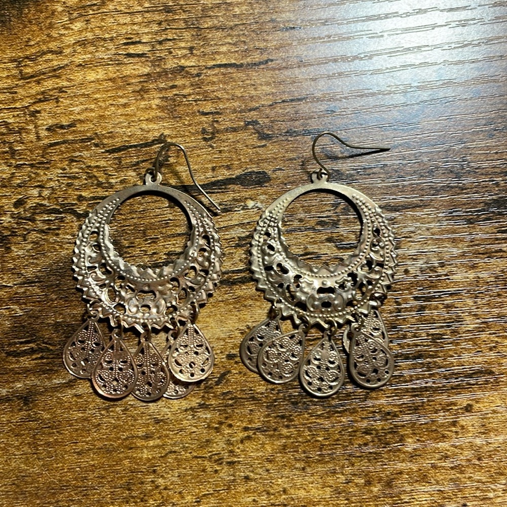 Gold earrings